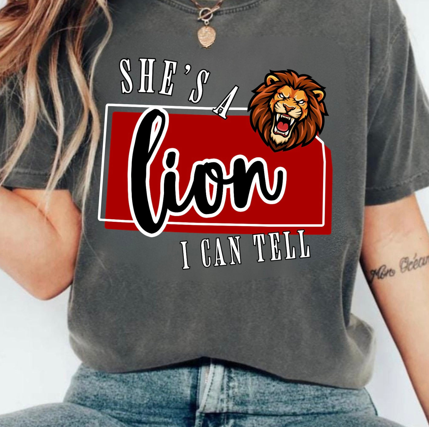 She's A Lion